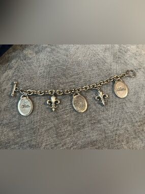 Silver-Tone Classic Hardware Fleur de Lis Charm Bracelet